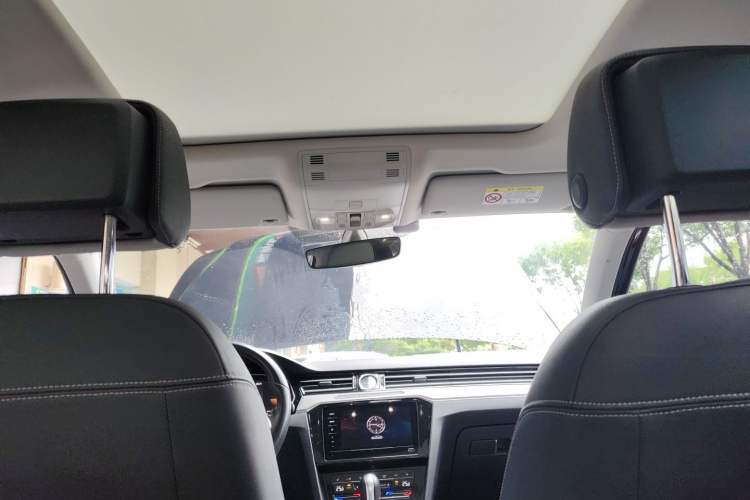 Used Volkswagen Magotan 2023 2 Million Units Limited Edition 330TSI DSG Leading Version Headliner