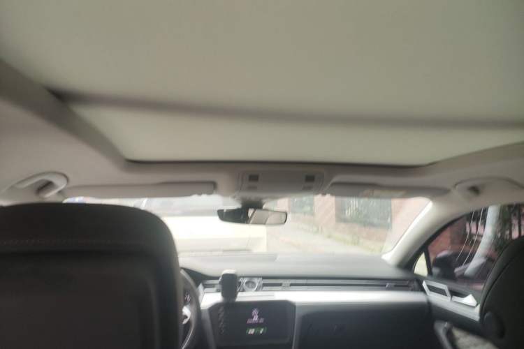 Used Volkswagen Magotan 2023 2 Million Units Commemorative Edition 330TSI DSG Luxury Version Headliner