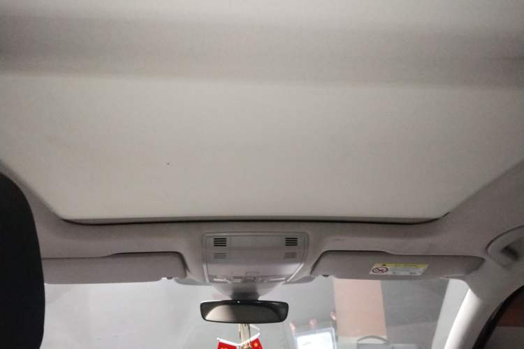 Used Volkswagen Magotan 2023 2 Million Units Commemorative Edition 330TSI DSG Luxury Version Headliner