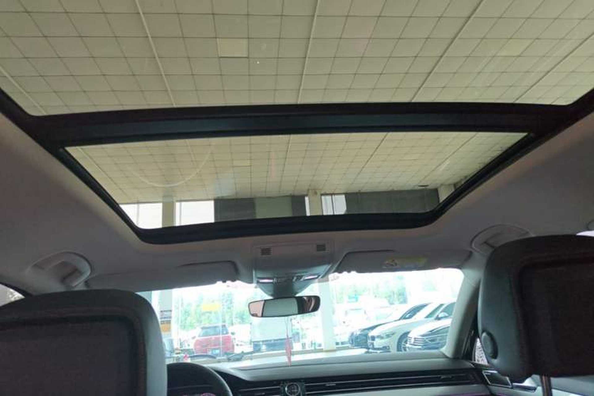 Used Volkswagen Magotan 2023 2 Million Units Commemorative Edition 330TSI DSG Luxury Version Headliner