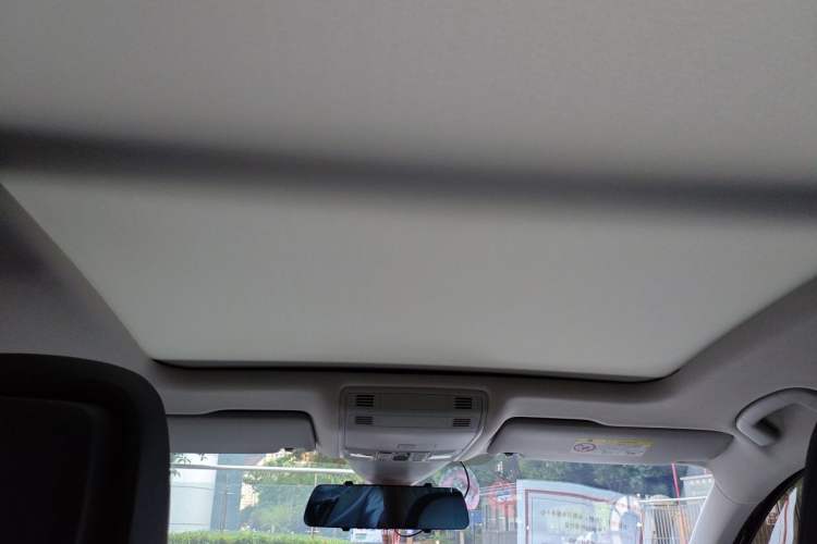 Used Volkswagen Magotan 2023 2 Million Units Commemorative Edition 330TSI DSG Luxury Version Headliner