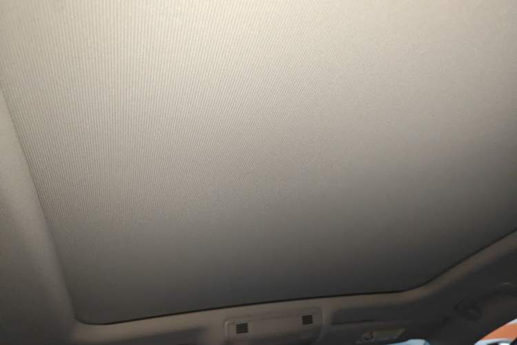 Used Volkswagen Magotan 2023 2 Million Units Commemorative Edition 330TSI DSG Luxury Version Headliner