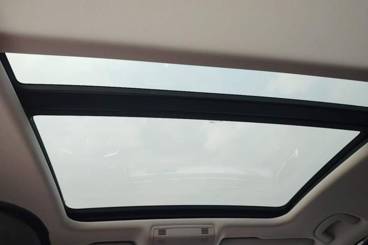 Used Volkswagen Magotan 2023 2 Million Units Limited Edition 330TSI DSG Leading Version Headliner
