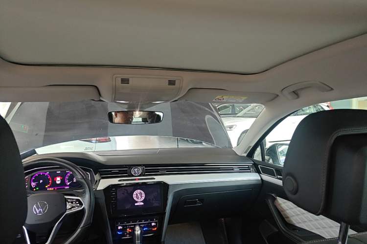 Used Volkswagen Magotan 2023 2 Million Units Limited Edition 330TSI DSG Leading Version Headliner