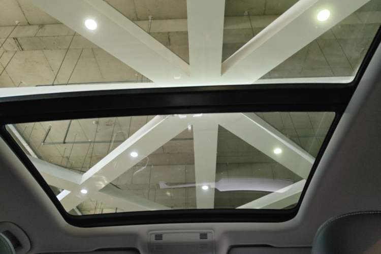 Used Volkswagen Magotan 2023 2 Million Units Limited-Edition 280TSI DSG Comfort Version Headliner
