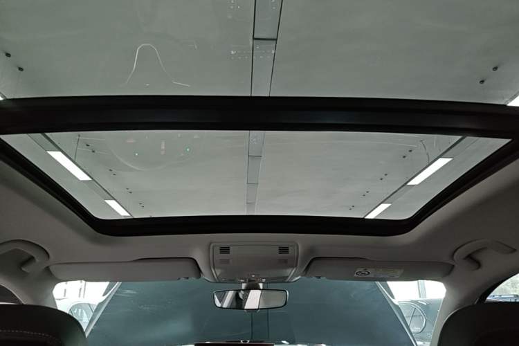 Used Volkswagen Magotan 2023 2 Million Units Limited Edition 330TSI DSG Leading Version Headliner
