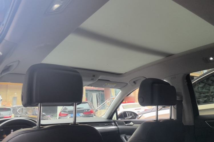 Used Volkswagen Magotan 2023 2 Million Units Limited Edition 330TSI DSG Leading Version Headliner