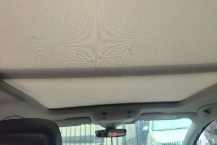 Used Volkswagen Magotan 2023 2 Million Units Commemorative Edition 330TSI DSG Luxury Version Headliner