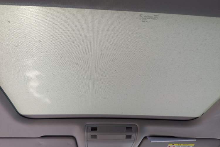 Used Volkswagen Magotan 2023 2 Million Units Commemorative Edition 330TSI DSG Luxury Version Headliner