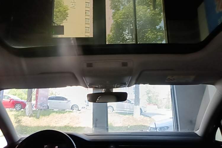 Used Volkswagen Magotan 2023 2 Million Units Limited Edition 330TSI DSG Leading Version Headliner