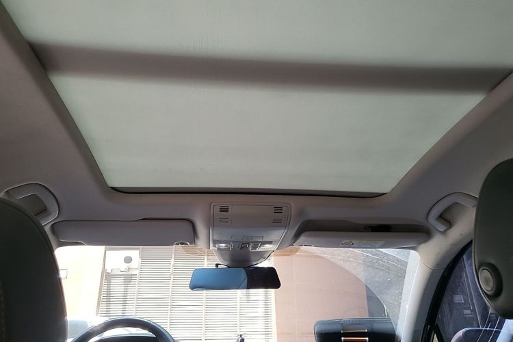 Used Volkswagen Magotan 2023 2 Million Units Commemorative Edition 330TSI DSG Luxury Version Headliner