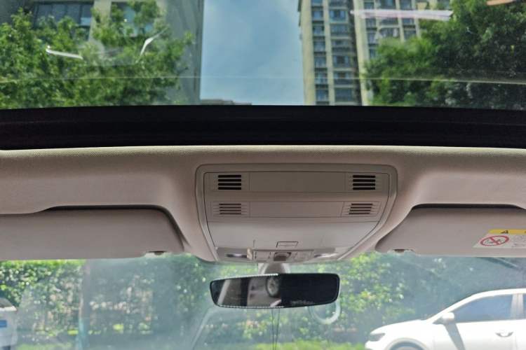 Used Volkswagen Magotan 2023 2 Million Units Limited Edition 330TSI DSG Leading Version Headliner