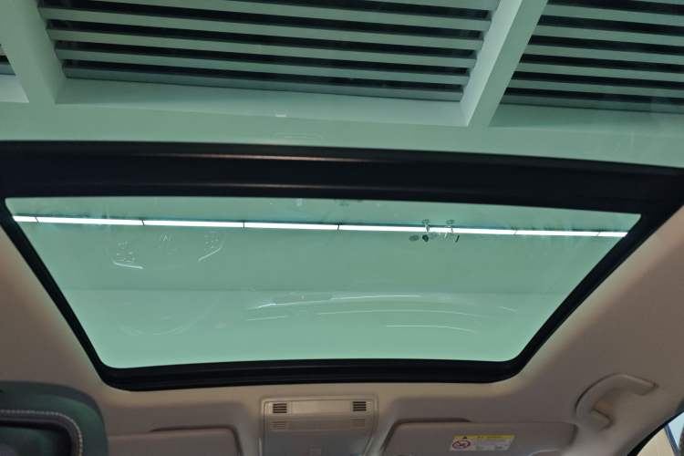 Used Volkswagen Magotan 2023 2 Million Units Limited Edition 330TSI DSG Leading Version Headliner