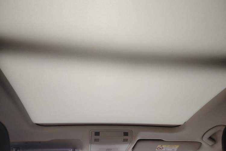 Used Volkswagen Magotan 2023 2 Million Units Commemorative Edition 330TSI DSG Luxury Version Headliner