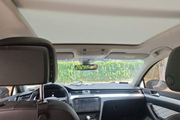 Used Volkswagen Magotan 2023 2 Million Units Limited Edition 330TSI DSG Leading Version Headliner