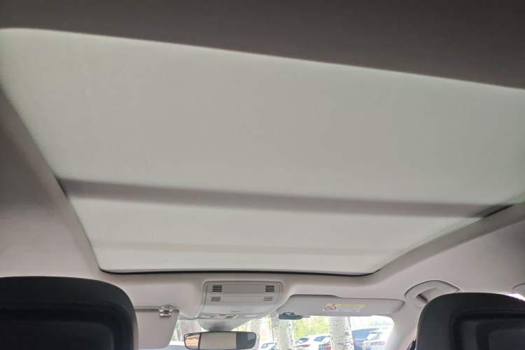 Used Volkswagen Magotan 2023 2 Million Units Commemorative Edition 330TSI DSG Luxury Version Headliner