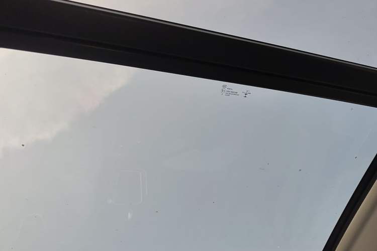Used Volkswagen Magotan 2023 2 Million Units Commemorative Edition 330TSI DSG Luxury Version Headliner