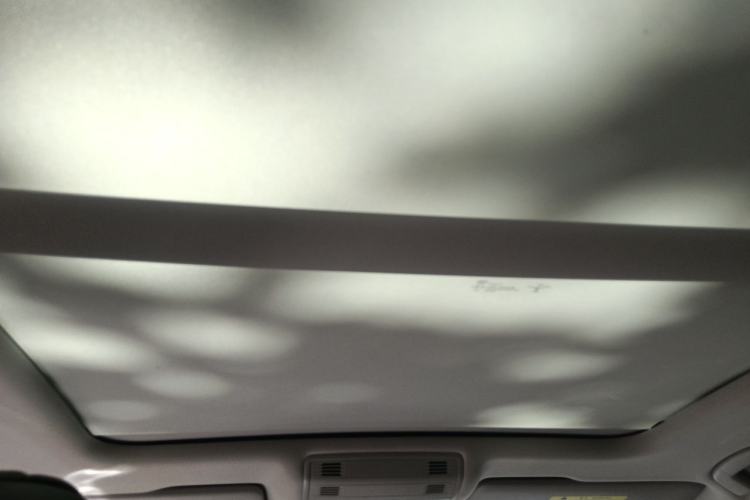 Used Volkswagen Magotan 2023 2 Million Units Commemorative Edition 330TSI DSG Luxury Version Headliner