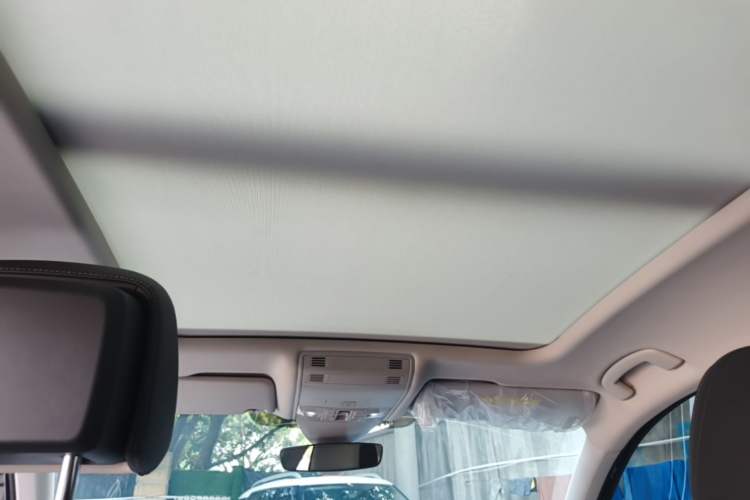 Used Volkswagen Magotan 2023 2 Million Units Commemorative Edition 330TSI DSG Luxury Version Headliner