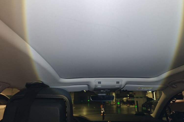 Used Volkswagen Magotan 2023 2 Million Units Commemorative Edition 330TSI DSG Luxury Version Headliner