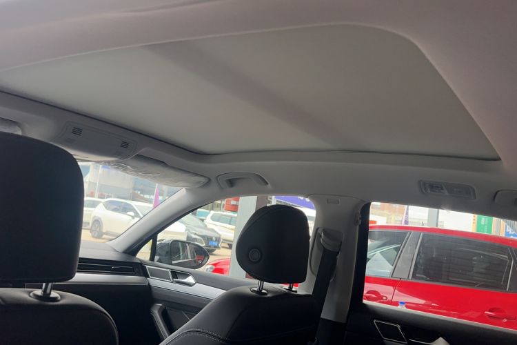 Used Volkswagen Magotan 2023 2 Million Units Limited-Edition 280TSI DSG Comfort Version Headliner