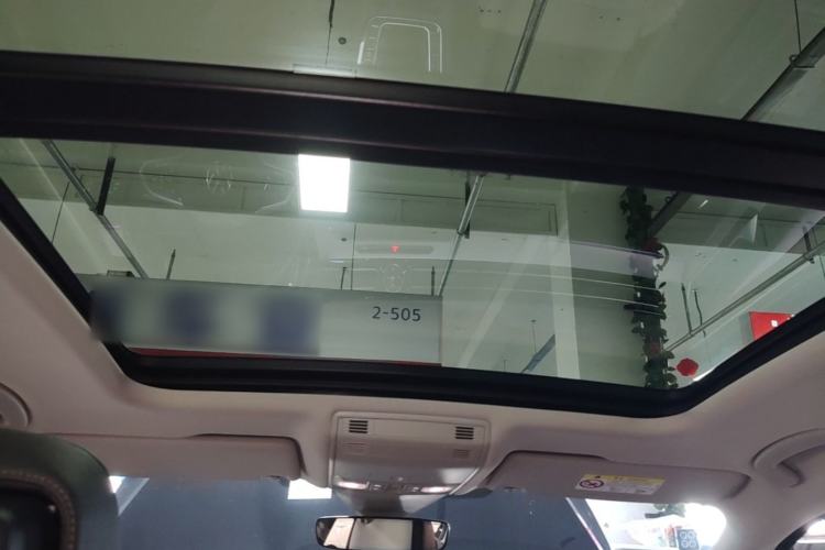 Used Volkswagen Magotan 2023 2 Million Units Commemorative Edition 330TSI DSG Luxury Version Headliner