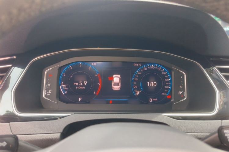Used Volkswagen Magotan 2023 2 Million Units Commemorative Edition 330TSI DSG Luxury Version Instrument Cluster