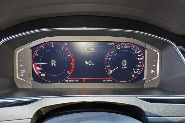 Used Volkswagen Magotan 2023 2 Million Units Commemorative Edition 330TSI DSG Luxury Version Instrument Cluster
