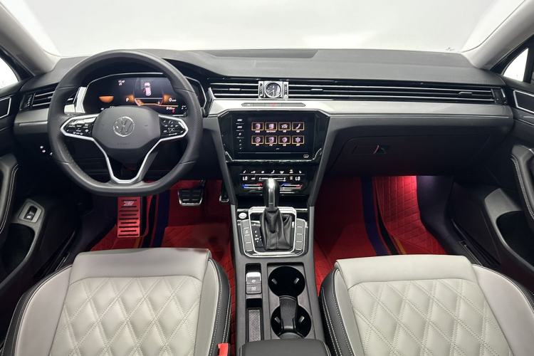 Used Volkswagen Magotan 2023 2 Million Units Limited Edition 330TSI DSG Leading Version Instrument Cluster