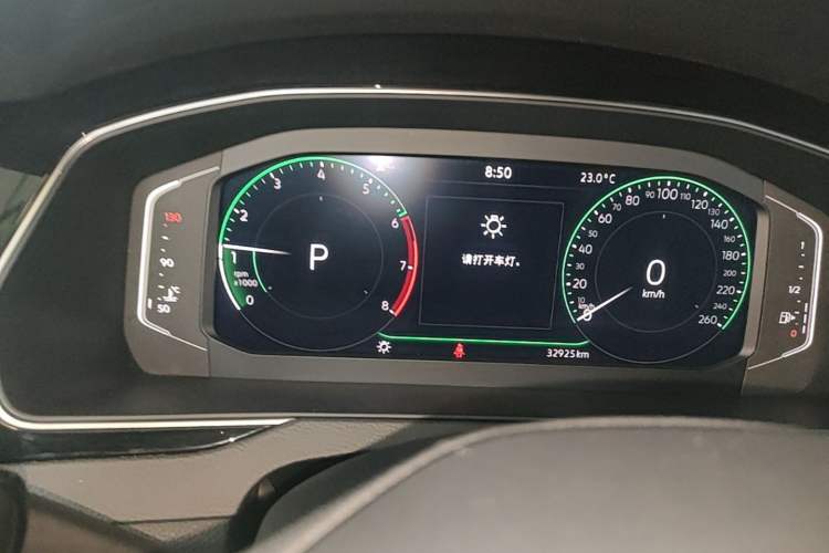 Used Volkswagen Magotan 2023 2 Million Units Commemorative Edition 330TSI DSG Luxury Version Instrument Cluster