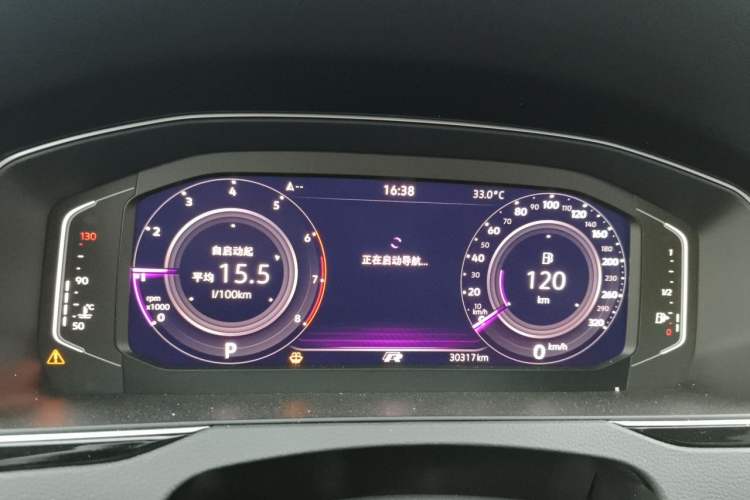 Used Volkswagen Magotan 2023 2 Million Units Commemorative Edition 330TSI DSG Luxury Version Instrument Cluster