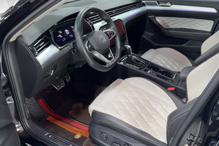 Used Volkswagen Magotan 2023 2 Million Units Limited Edition 330TSI DSG Leading Version Interior 1