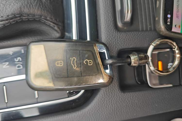 Used Volkswagen Magotan 2023 2 Million Units Commemorative Edition 330TSI DSG Luxury Version Interior 1