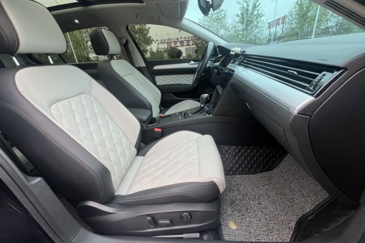 Used Volkswagen Magotan 2023 2 Million Units Commemorative Edition 330TSI DSG Luxury Version Interior 10