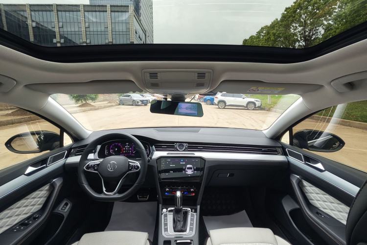 Used Volkswagen Magotan 2023 2 Million Units Commemorative Edition 330TSI DSG Luxury Version Interior 10