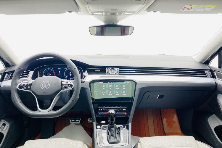 Used Volkswagen Magotan 2023 2 Million Units Commemorative Edition 330TSI DSG Luxury Version Interior 11