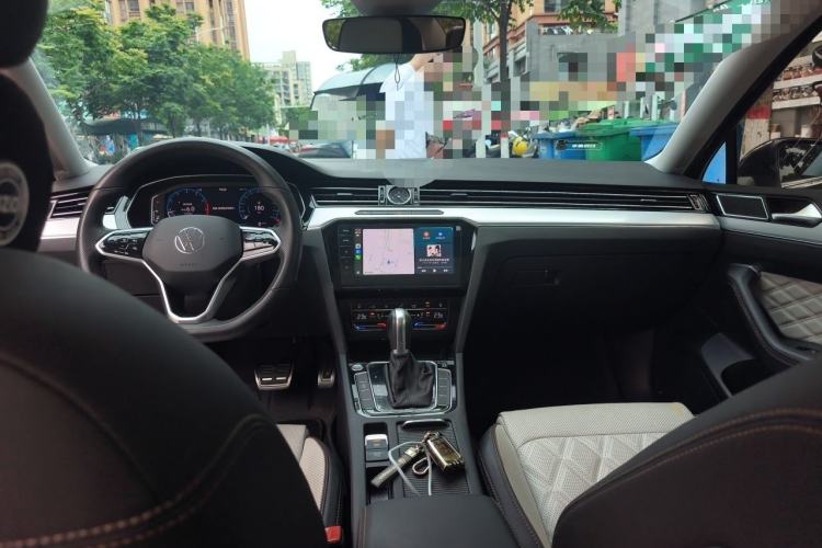 Used Volkswagen Magotan 2023 2 Million Units Commemorative Edition 330TSI DSG Luxury Version Interior 2