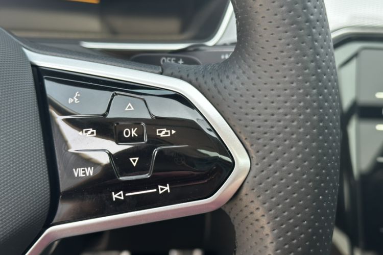Used Volkswagen Magotan 2023 2 Million Units Limited Edition 330TSI DSG Leading Version Interior 2