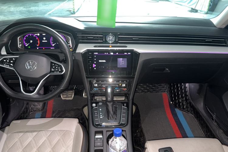 Used Volkswagen Magotan 2023 2 Million Units Commemorative Edition 330TSI DSG Luxury Version Interior 2