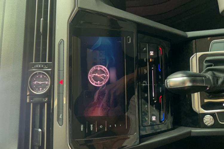 Used Volkswagen Magotan 2023 2 Million Units Limited Edition 330TSI DSG Leading Version Interior 4