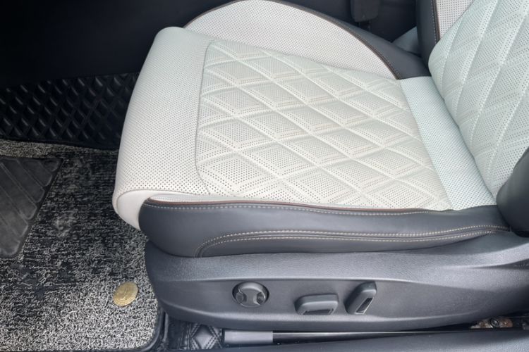 Used Volkswagen Magotan 2023 2 Million Units Commemorative Edition 330TSI DSG Luxury Version Interior 5