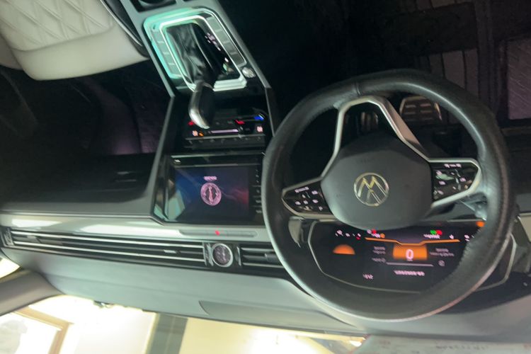 Used Volkswagen Magotan 2023 2 Million Units Limited Edition 330TSI DSG Leading Version Interior 6