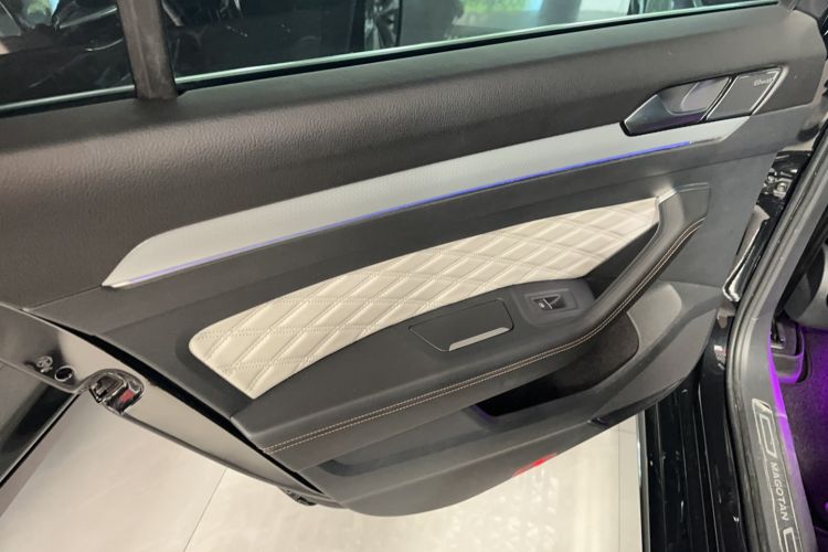 Used Volkswagen Magotan 2023 2 Million Units Commemorative Edition 330TSI DSG Luxury Version Interior 6