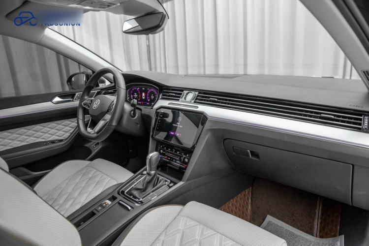 Used Volkswagen Magotan 2023 2 Million Units Commemorative Edition 330TSI DSG Luxury Version Interior 6
