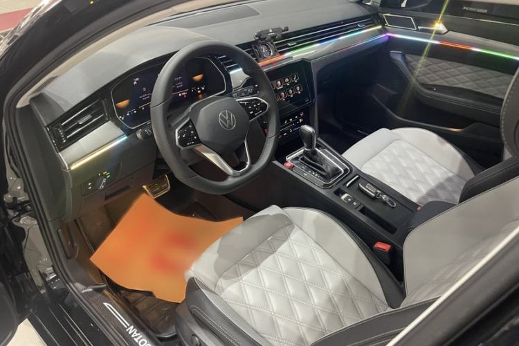 Used Volkswagen Magotan 2023 2 Million Units Limited Edition 330TSI DSG Leading Version Interior 7