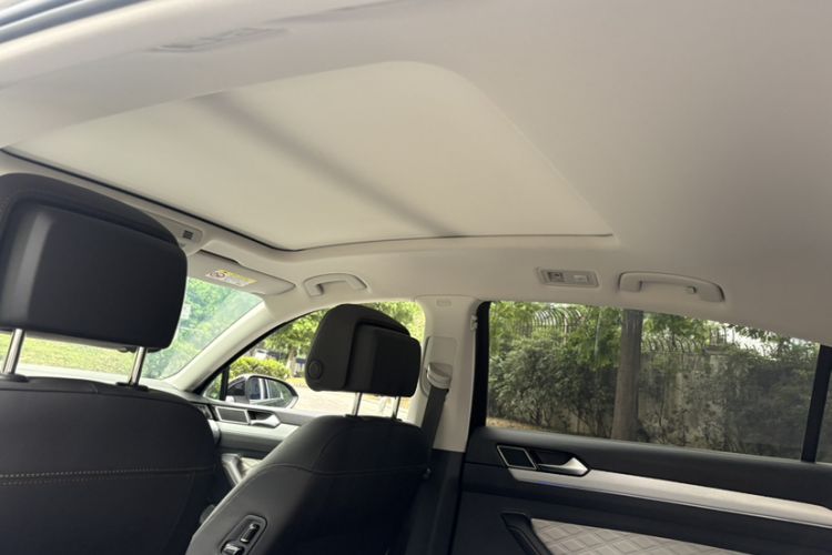 Used Volkswagen Magotan 2023 2 Million Units Limited Edition 330TSI DSG Leading Version Interior 7