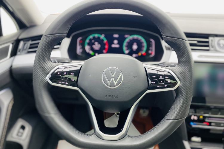 Used Volkswagen Magotan 2023 2 Million Units Commemorative Edition 330TSI DSG Luxury Version Interior 9