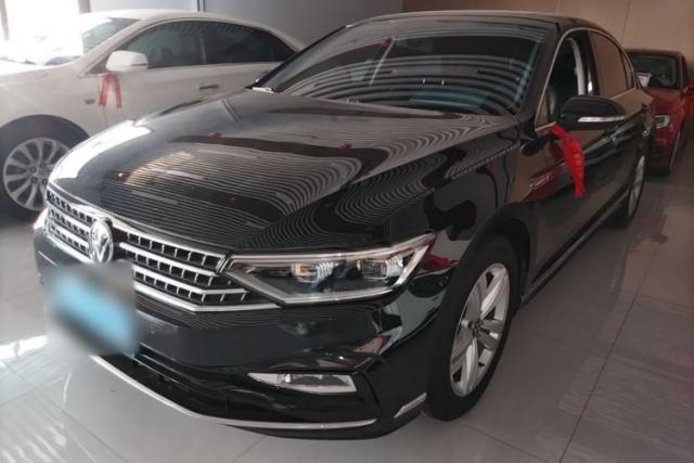 Ojetý Volkswagen Magotan 2023 2 Million Units Limited-Edition 280TSI DSG Comfort Version