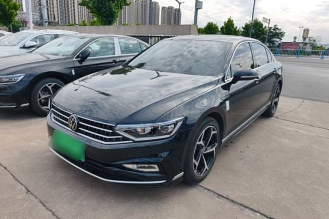 Used Volkswagen Magotan 2023 2 Million Units Limited Edition 330TSI DSG Leading Version
