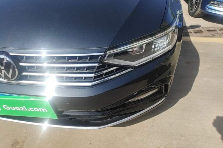 Used Volkswagen Magotan 2023 2 Million Units Limited Edition 330TSI DSG Leading Version Left Front Headlight